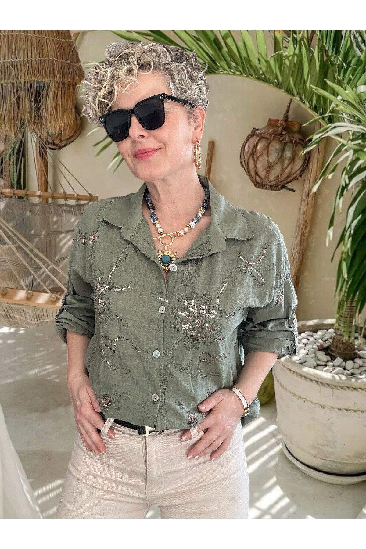 Sabbi İtalyan Payet Nakış Detaylı Gömlek Haki