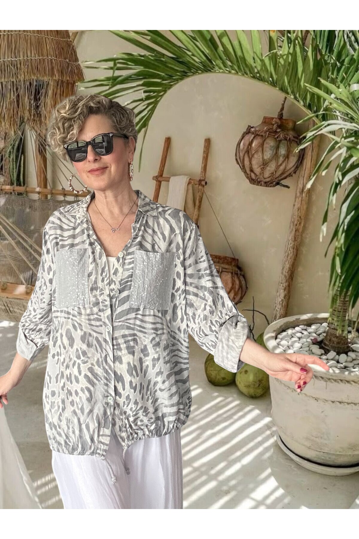 Vespa Cep Pul Detaylı Desenli Tasarım Gömlek Grigio Chiaro