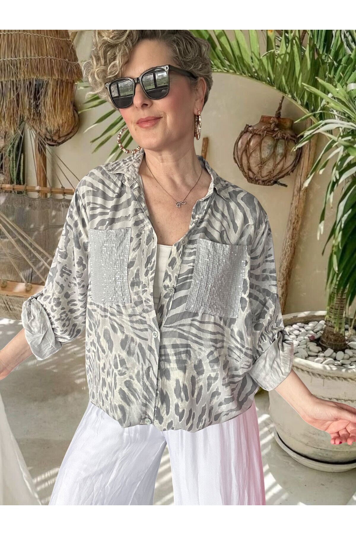 Vespa Cep Pul Detaylı Desenli Tasarım Gömlek Grigio Chiaro