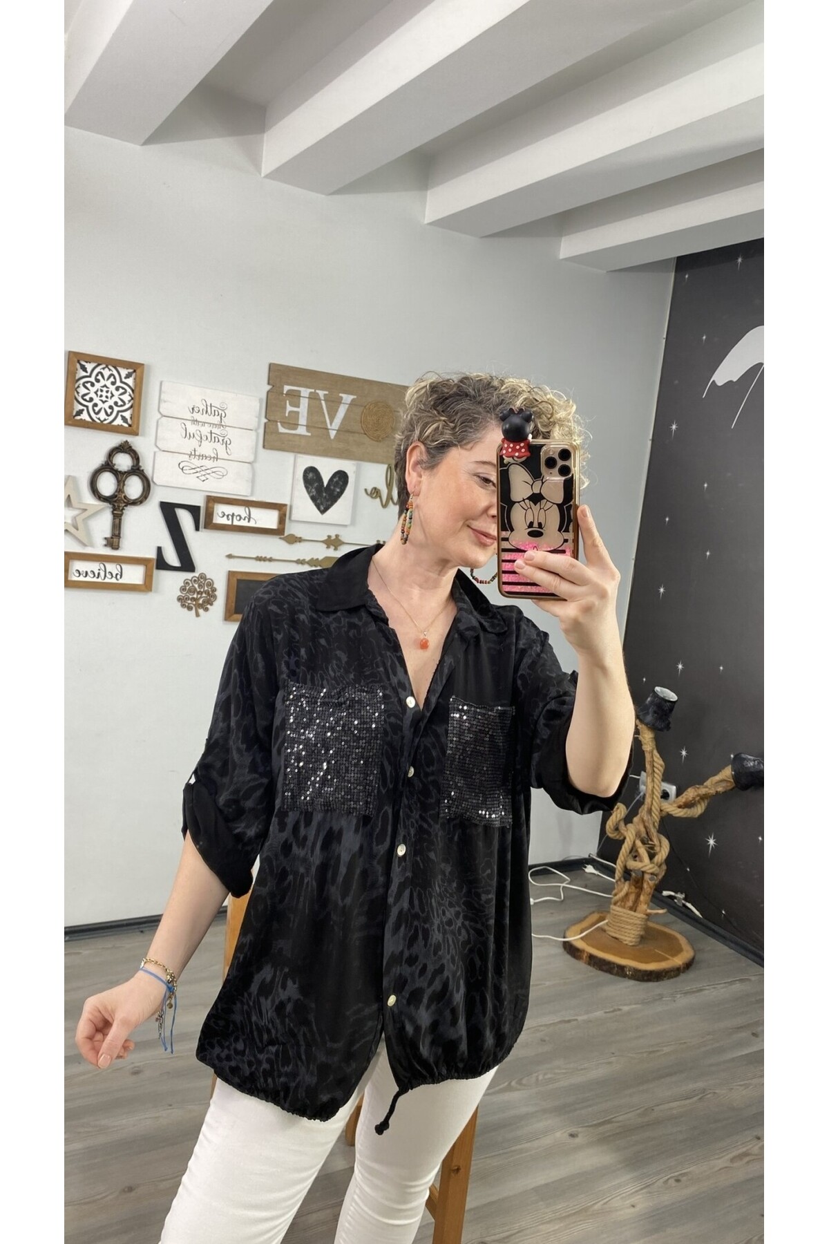 Vespa Cep Pul Detaylı Desenli Tasarım Gömlek Nero