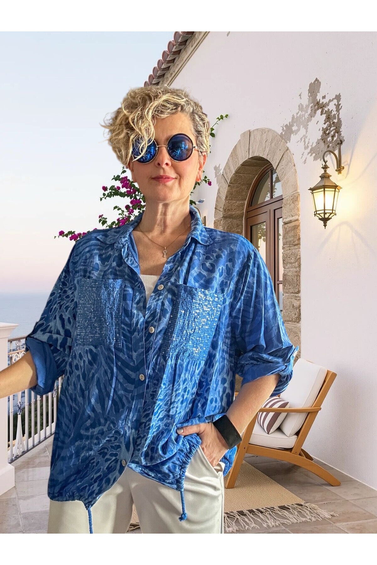 Vespa Cep Pul Detaylı Desenli Tasarım Gömlek Royal