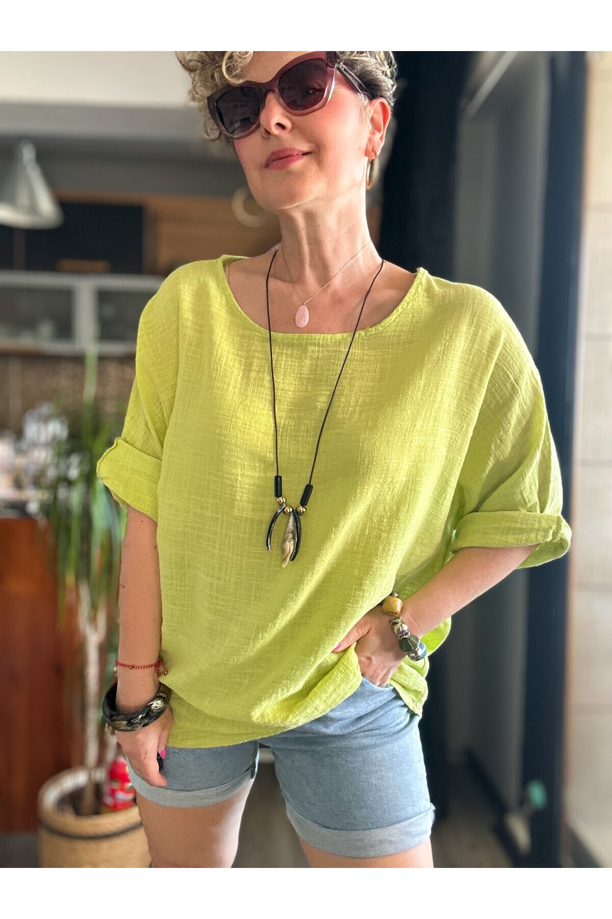Pesto İthal Kolyeli Tasarım Bluz Limon Küfü