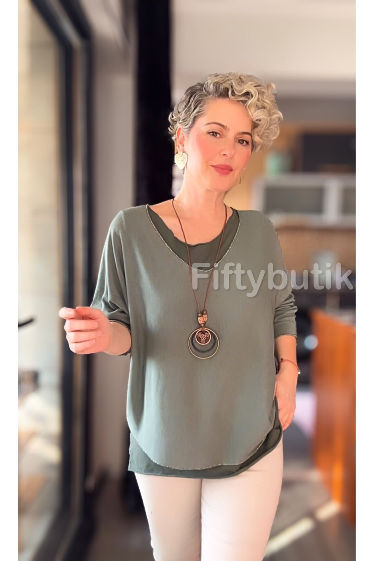Terro İtalyan Düz Desen Kolyeli Bluz Haki