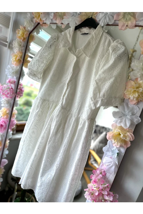 Marla Düğmel Detaylı Güpür Elbise Beyaz