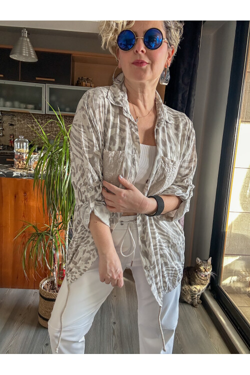 Vespa Leopar Pul Detaylı Tasarım Gömlek Bej