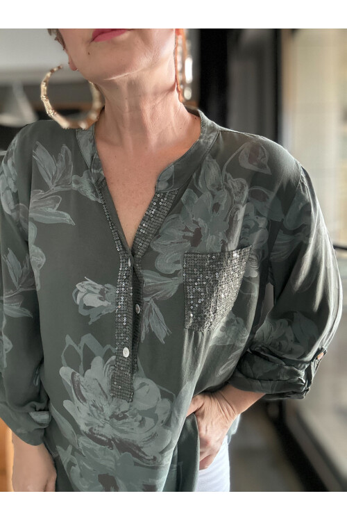 Della Manolya Desen Pul Detaylı Haki Yeşil İtalyan Gömlek