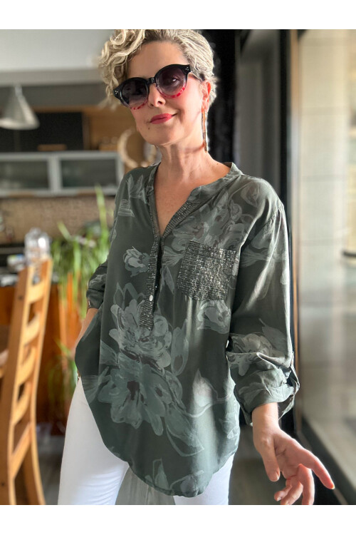 Della Manolya Desen Pul Detaylı Haki Yeşil İtalyan Gömlek