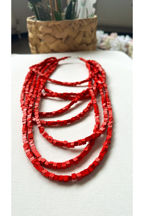 Kırmızı Tahta Otantik Sekiz Sıra Kolye