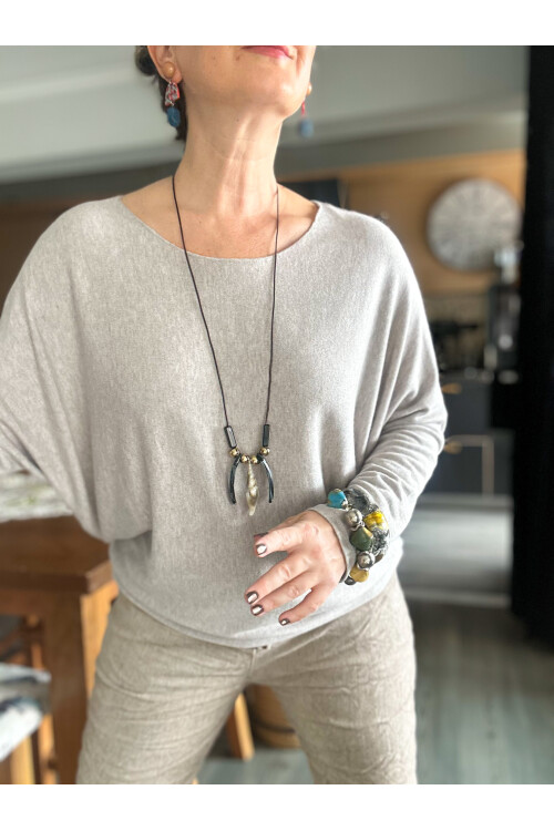 Mezzo İtalyan Kolyeli Tasarım Triko Bluz Beige