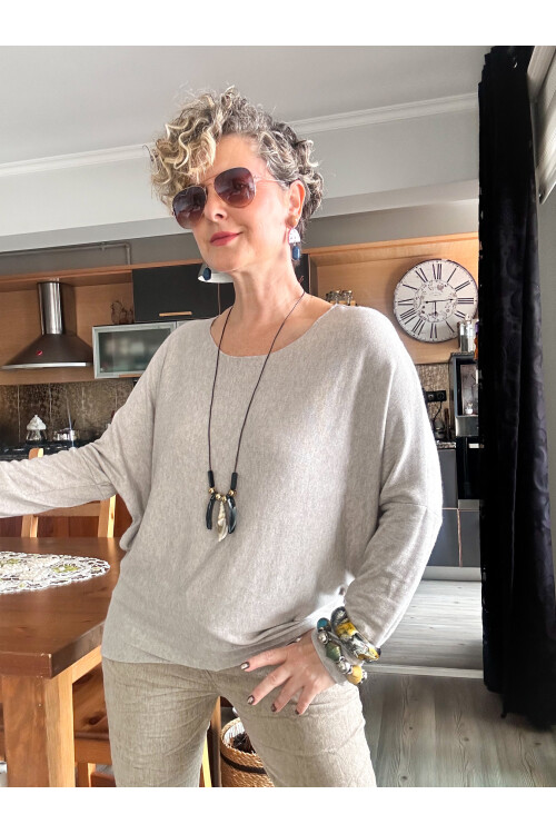 Mezzo İtalyan Kolyeli Tasarım Triko Bluz Beige