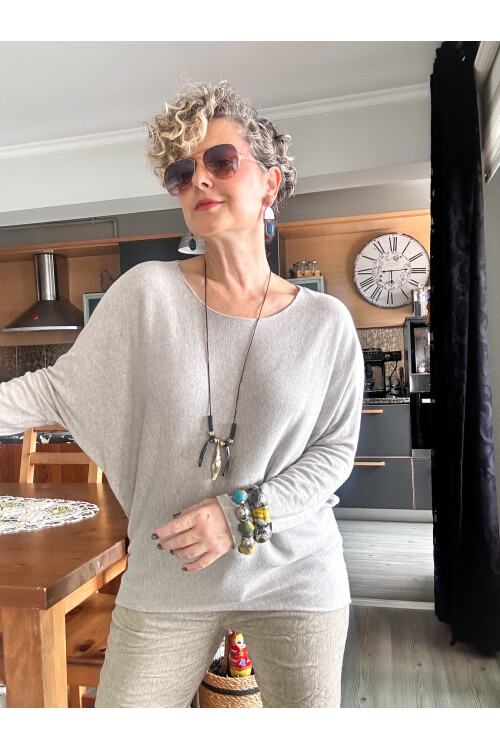 Mezzo İtalyan Kolyeli Tasarım Triko Bluz Beige