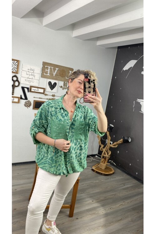 Vespa Leopar Pul Detaylı Tasarım Gömlek Yeşil