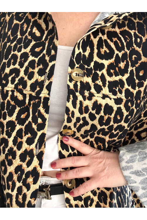 Dazza Tasarım Leopar Desen Sırt Pul Detay Ceket