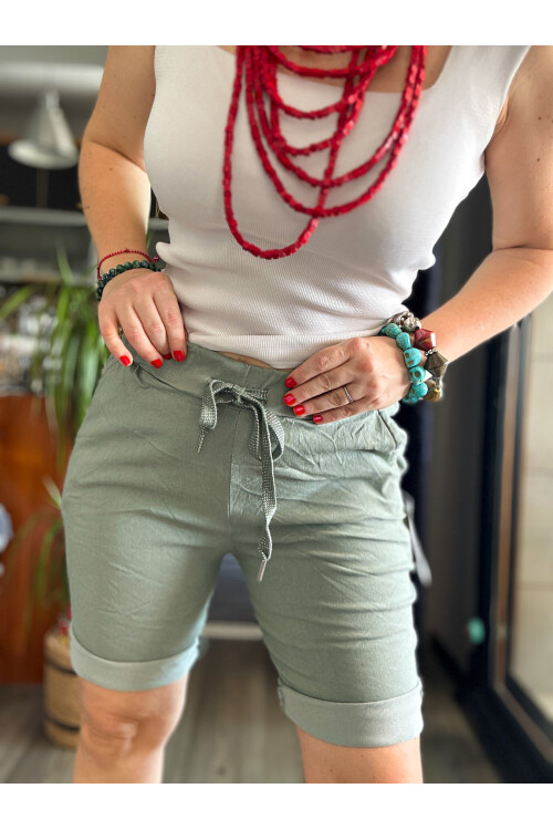 Menton  İtalyan Stil Likralı Şort  Military Yeşil