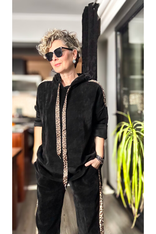 Muffin İtalyan Şönil Leopar Detay Takım Siyah