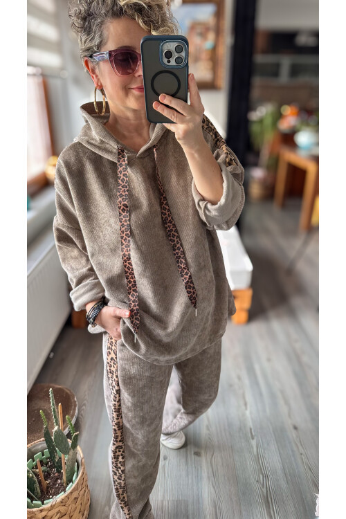 Muffin İtalyan Şönil Leopar Detay Takım Vizon