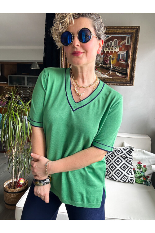 Orfe V Yaka Ve Kol Çizgili Triko Bluz Yeşil