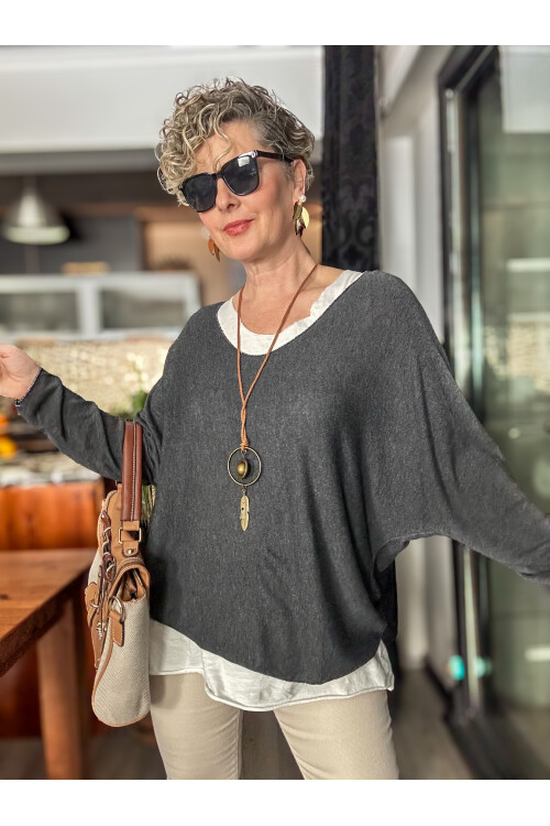 Sista Kolye Detay İtalyan Triko Bluz Nero