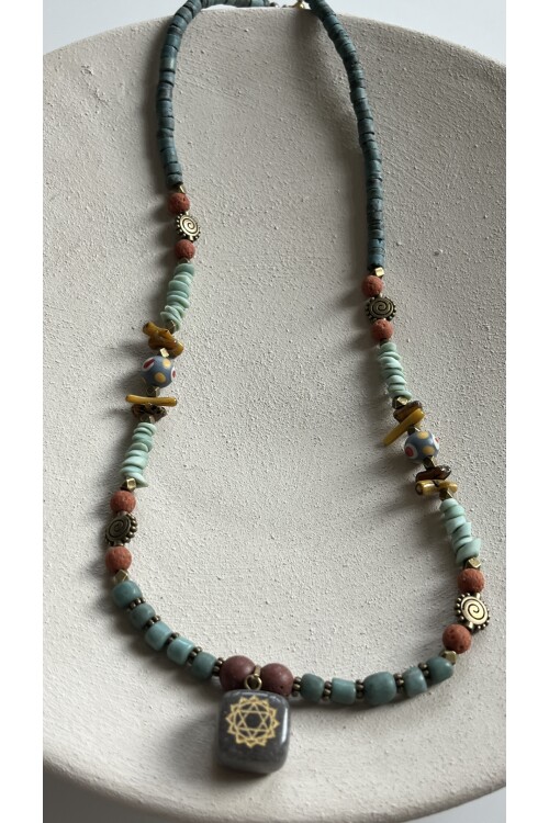 Vendu Doğal Etnik Taş Kolye