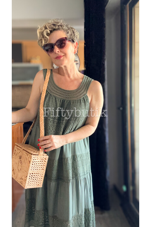 Azur İtalyan Dantel Detay Elbise Haki Yeşil