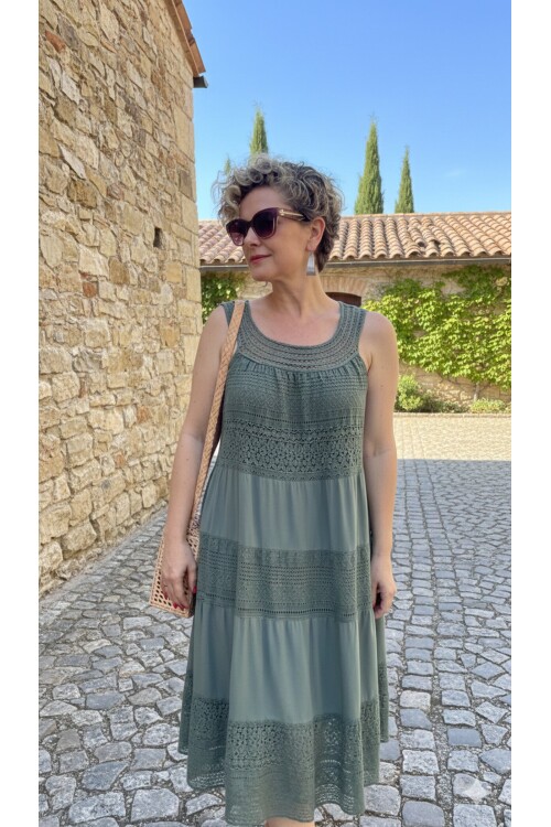 Azur İtalyan Dantel Detay Elbise Haki Yeşil
