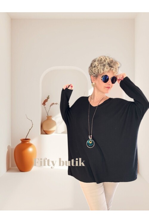 Botte İthal Kolyeli Salaş Triko Bluz Siyah