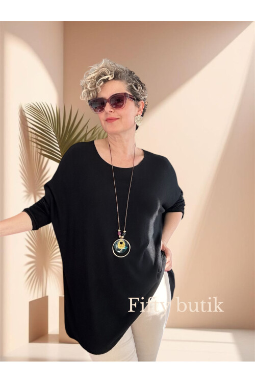 Botte İthal Kolyeli Salaş Triko Bluz Siyah