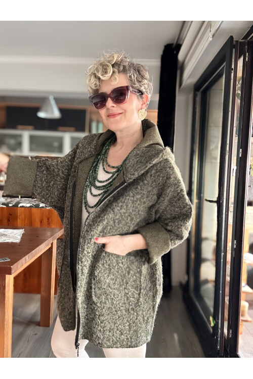 Lilly İtalyan Booklet Kapşonlu Fermuarlı Mont Haki Yeşil