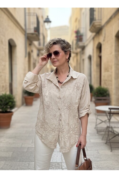 Melly İtalyan Fisto Pul Detay Gömlek Beige