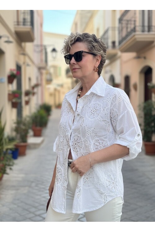 Melly İtalyan Fisto Pul Detay Gömlek Beyaz