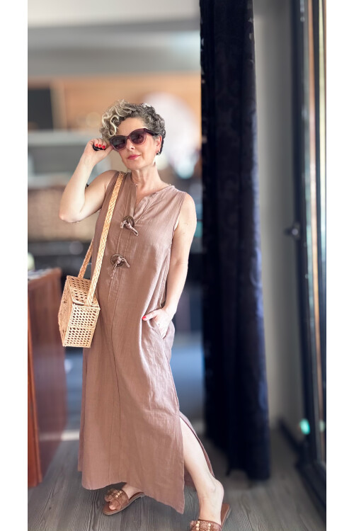 Ronni Tasarım Düğme Detay Kolsuz Elbise Kahve