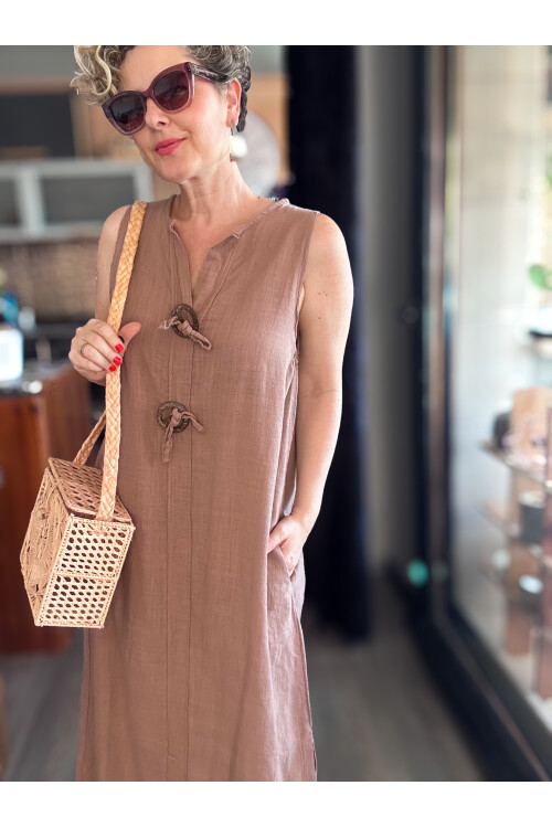 Ronni Tasarım Düğme Detay Kolsuz Elbise Kahve