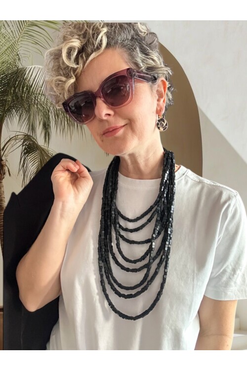 Siyah Tahta Otantik Sekiz Sıra Kolye