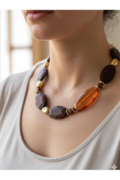 Sola  Tahta Boncuk Etnik Kolye