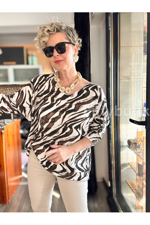 Yassa İtalyan V Yaka Zebra Desenli Triko Beyaz