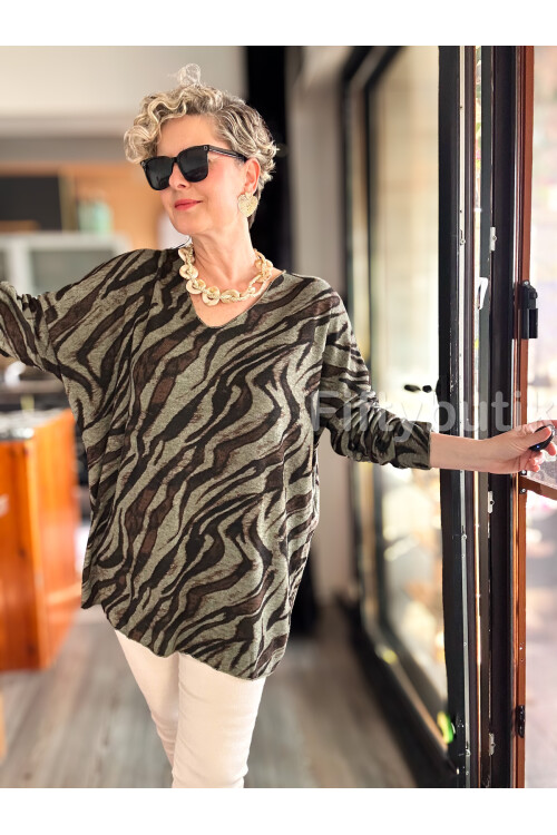 Yassa İtalyan V Yaka Zebra Desenli Triko Haki