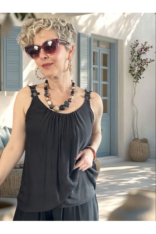 Marta İtalyan İpek Karışımlı Çiçek Detaylı Bluz Siyah