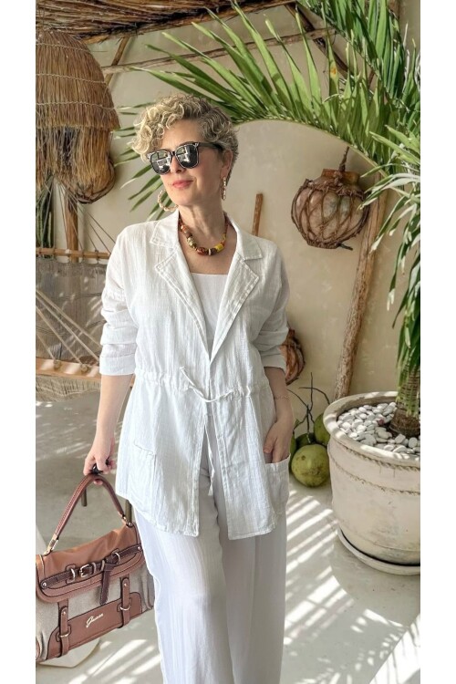 Mosas Büzgü Detaylı Pamuklu Tasarım Ceket Beyaz