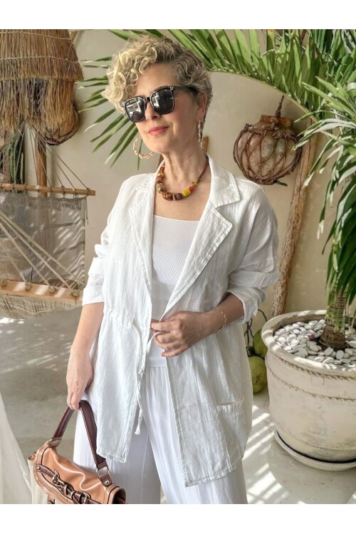 Mosas Büzgü Detaylı Pamuklu Tasarım Ceket Beyaz