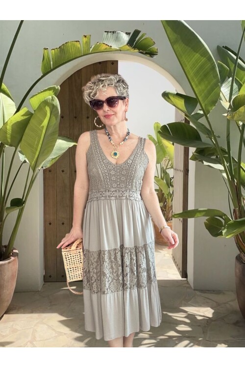 Pizzo İtalyan Brode İşlemeli Elbise Fango