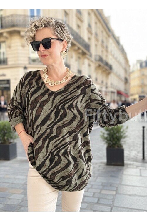 Yassa İtalyan V Yaka Zebra Desenli Triko Haki