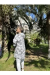 Prato İthal Kamuflaj Desen Sırt Pul Detay Kapşon Ceket Beyaz